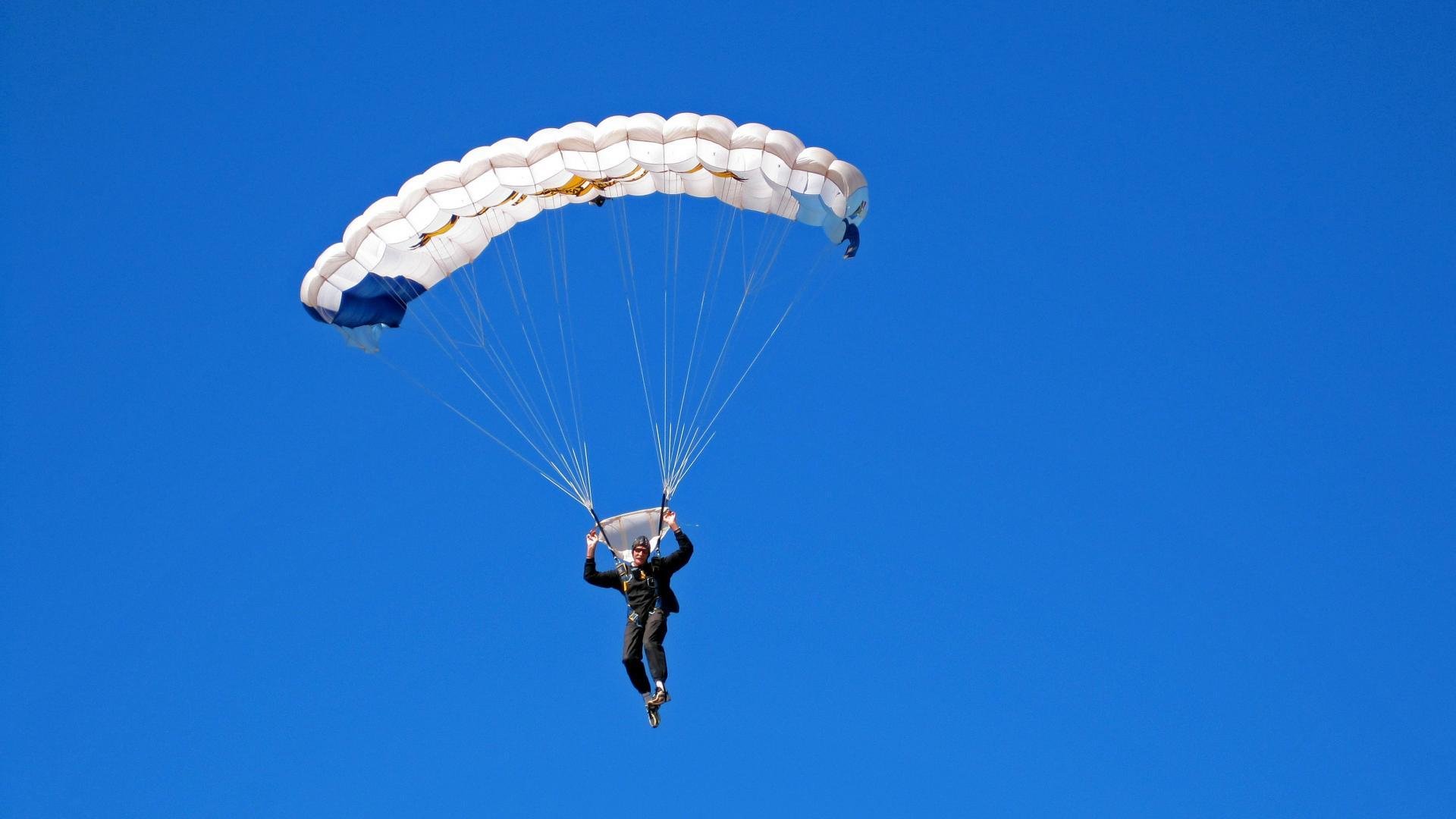 九游娱乐平台-李娜登台分享如何坚持自我道路